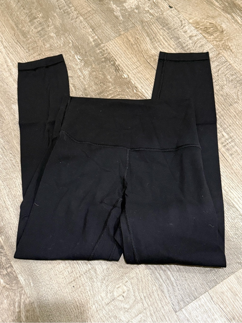 Lululemon leggings size 4